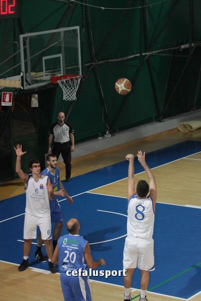 111218 sport 211_tn.jpg